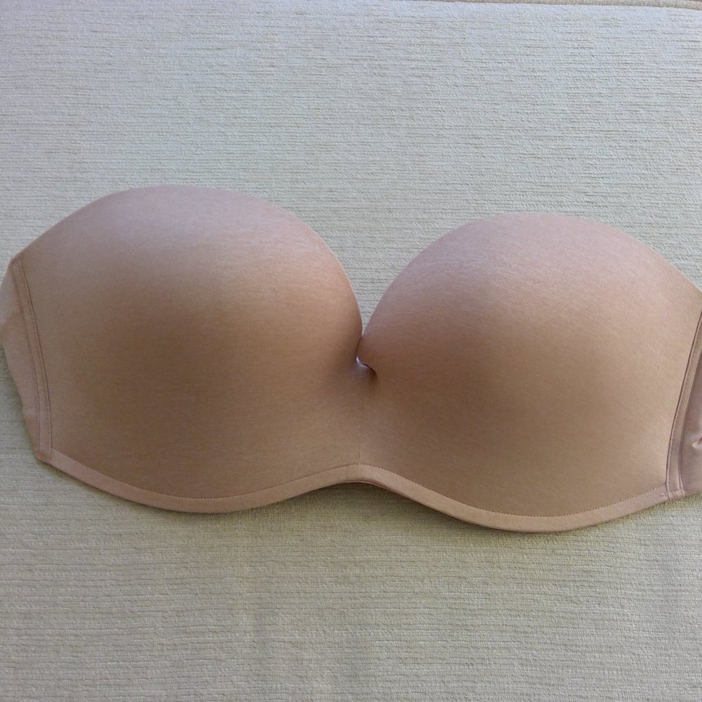 Seamless Strapless Bra